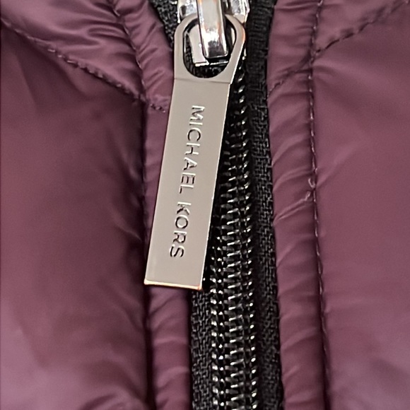 Michael Kors Lightweight Packable Down Jacket - Picture 6 of 14
